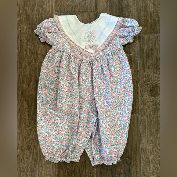 Vintage Floral Baby Heirloom Romper with White Collar - Cottagecore size 3-6 - Picture 1 of 6